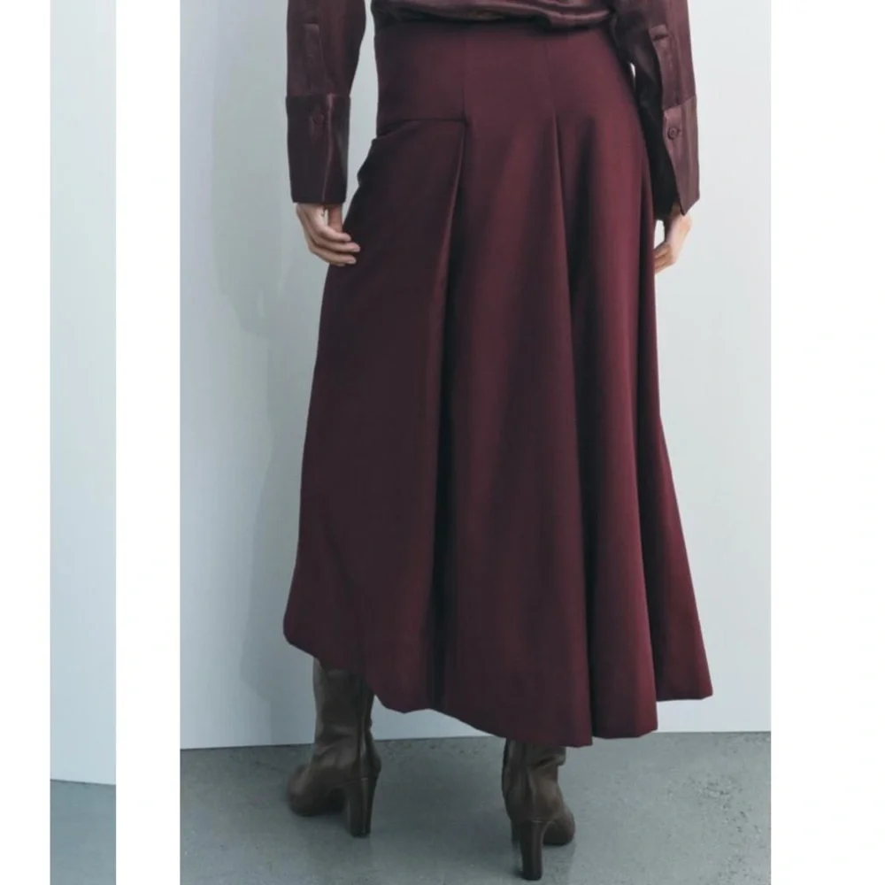 LAST CHANCE ZARA BOX PLEAT MIDI SKIRT ZW COLLECTION